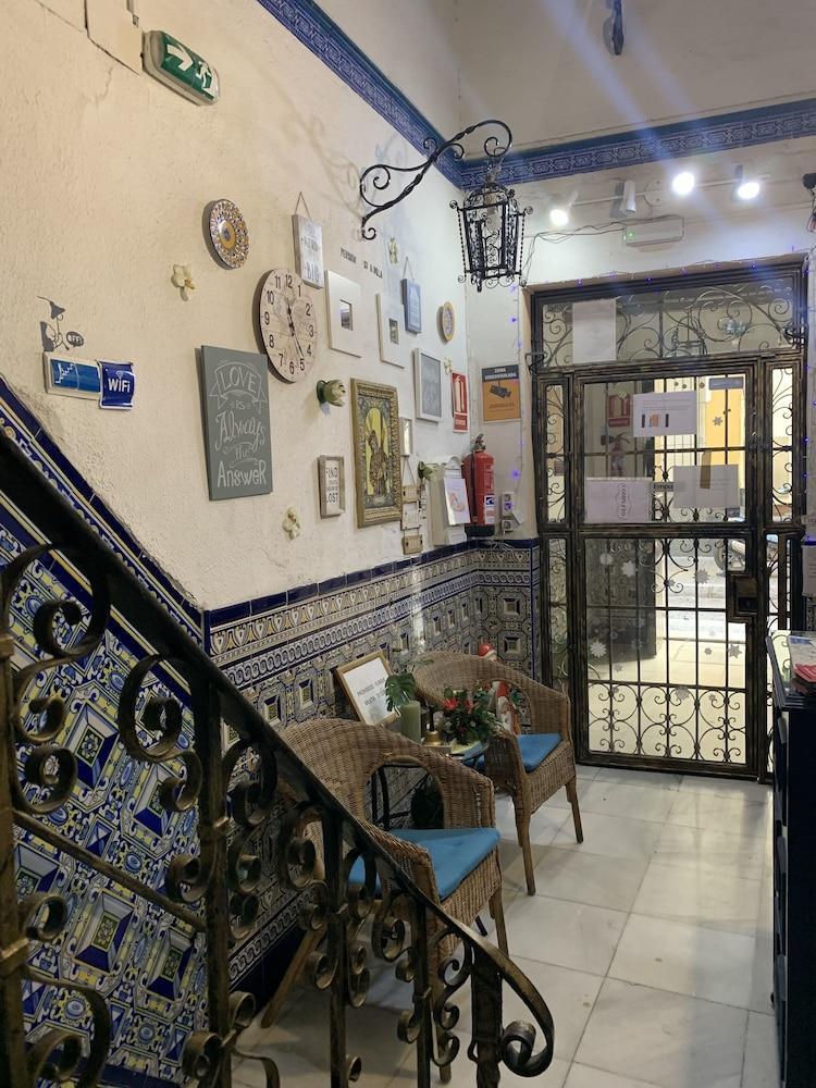 Pension Giraldilla Σεβίλλη Εξωτερικό φωτογραφία